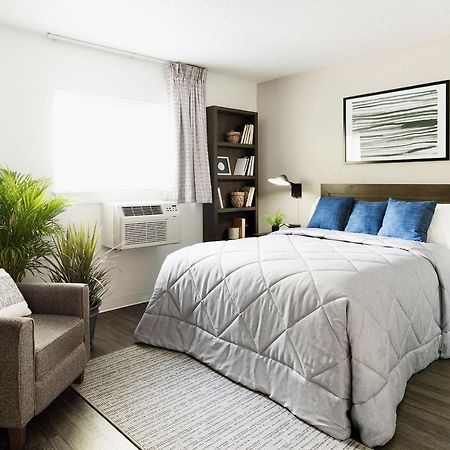 Intown Suites Extended Stay San Antonio Tx - Leon Valley North ภายนอก รูปภาพ