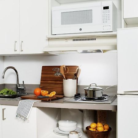 Intown Suites Extended Stay San Antonio Tx - Leon Valley North ภายนอก รูปภาพ